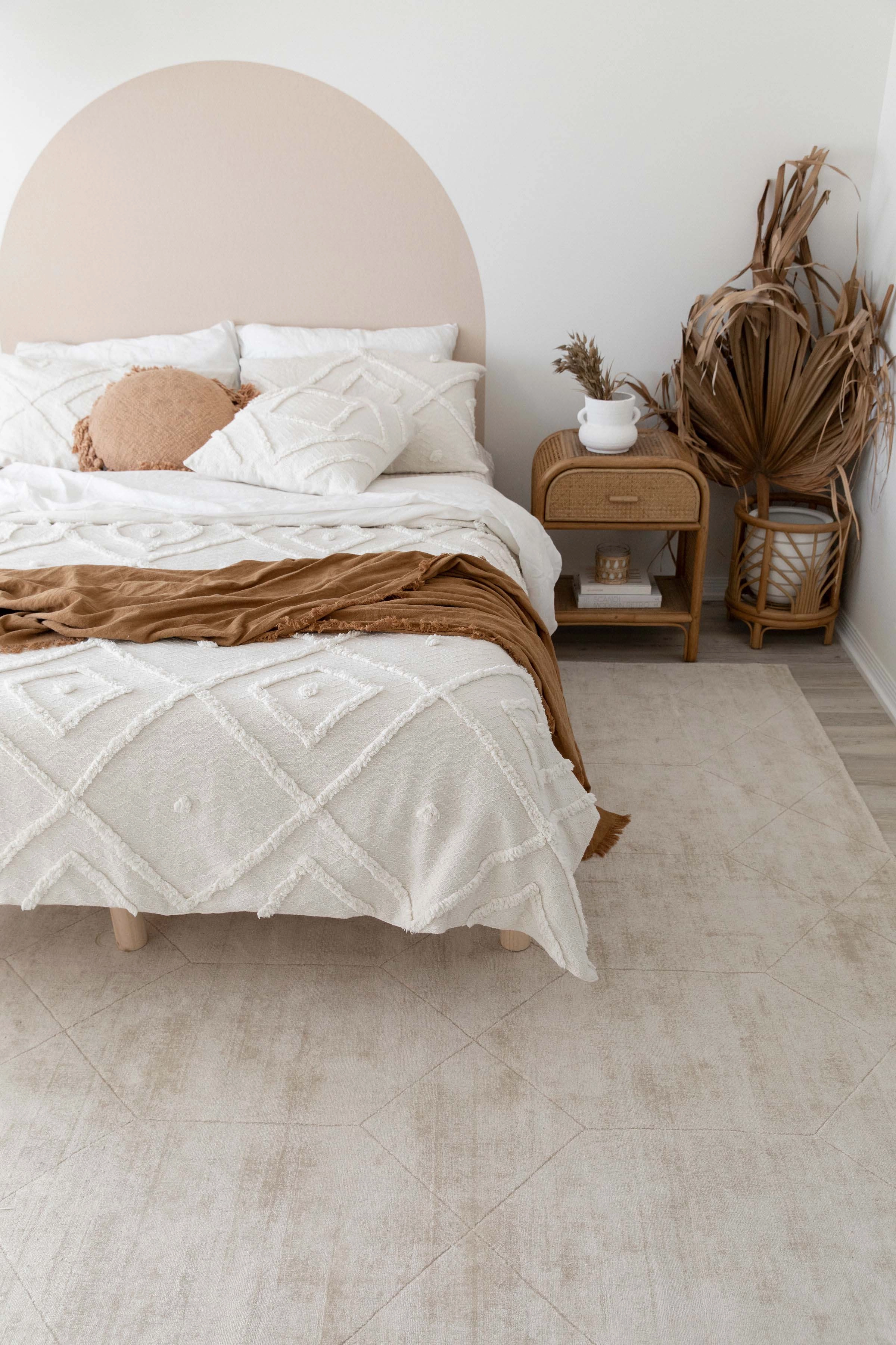 Parker Beige and Ivory Geometric Viscose Rug