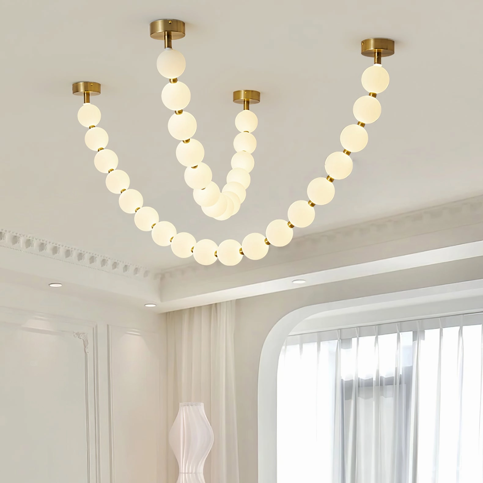 Pearl Glass Necklace Balls Chandelier