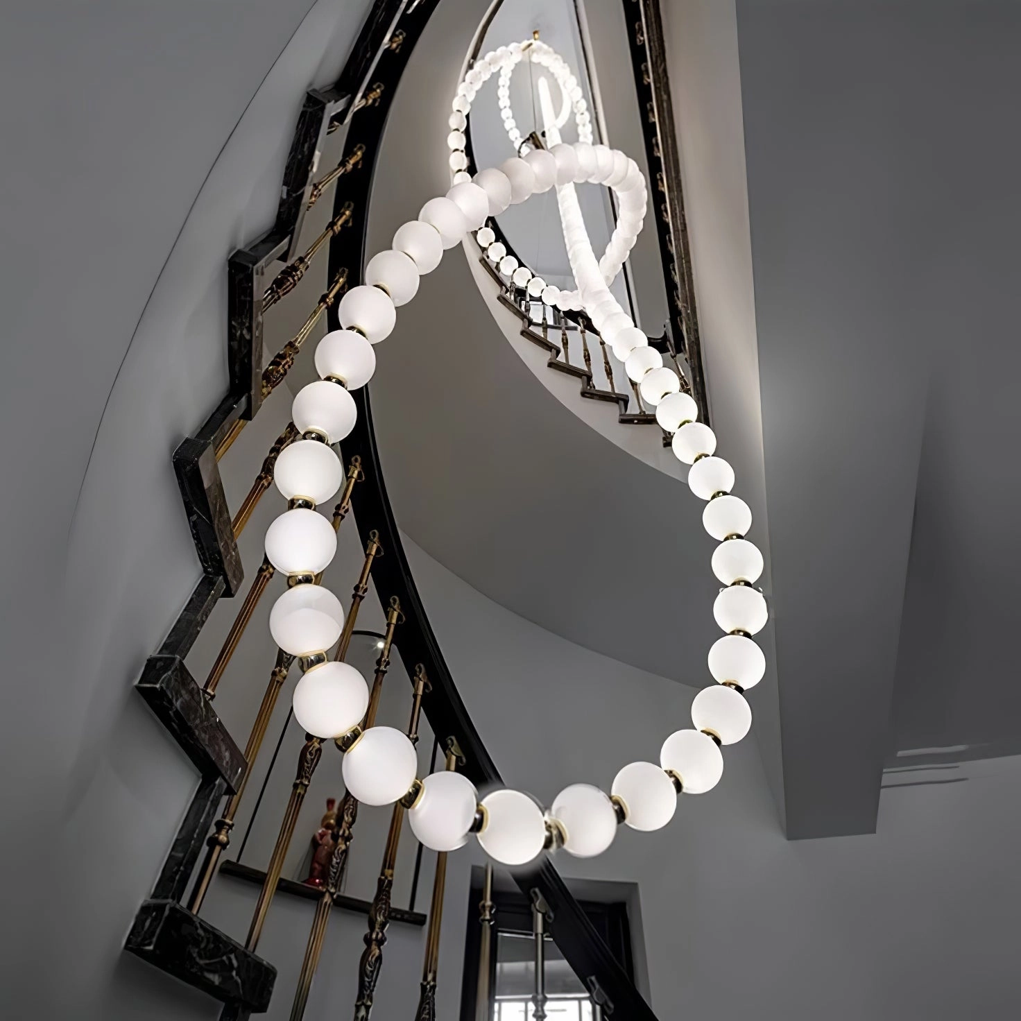 Pearl Glass Necklace Balls Chandelier