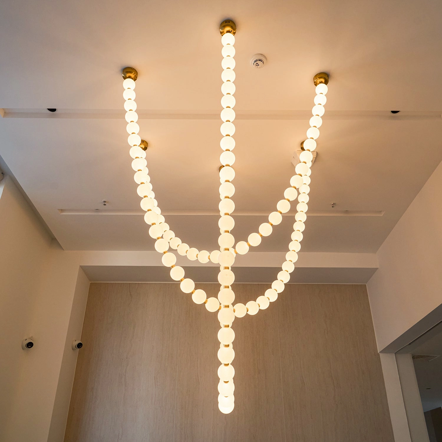 Pearl Glass Necklace Balls Chandelier