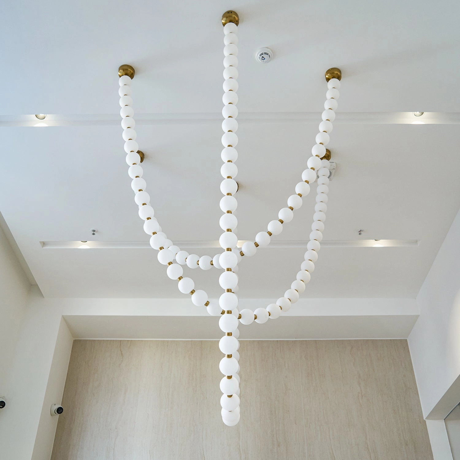 Pearl Glass Necklace Balls Chandelier