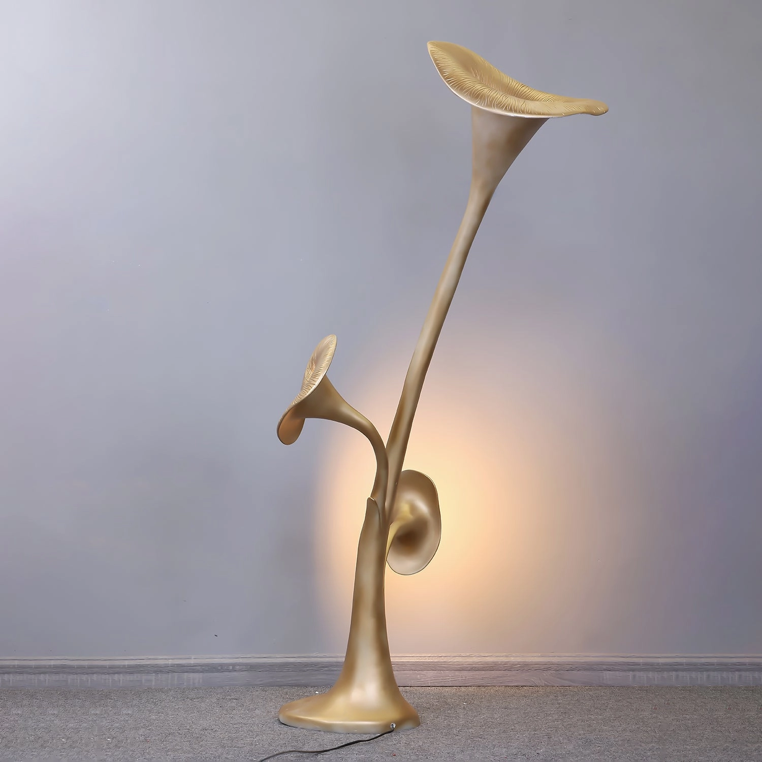 Petunia Sculpture Floor Lamp