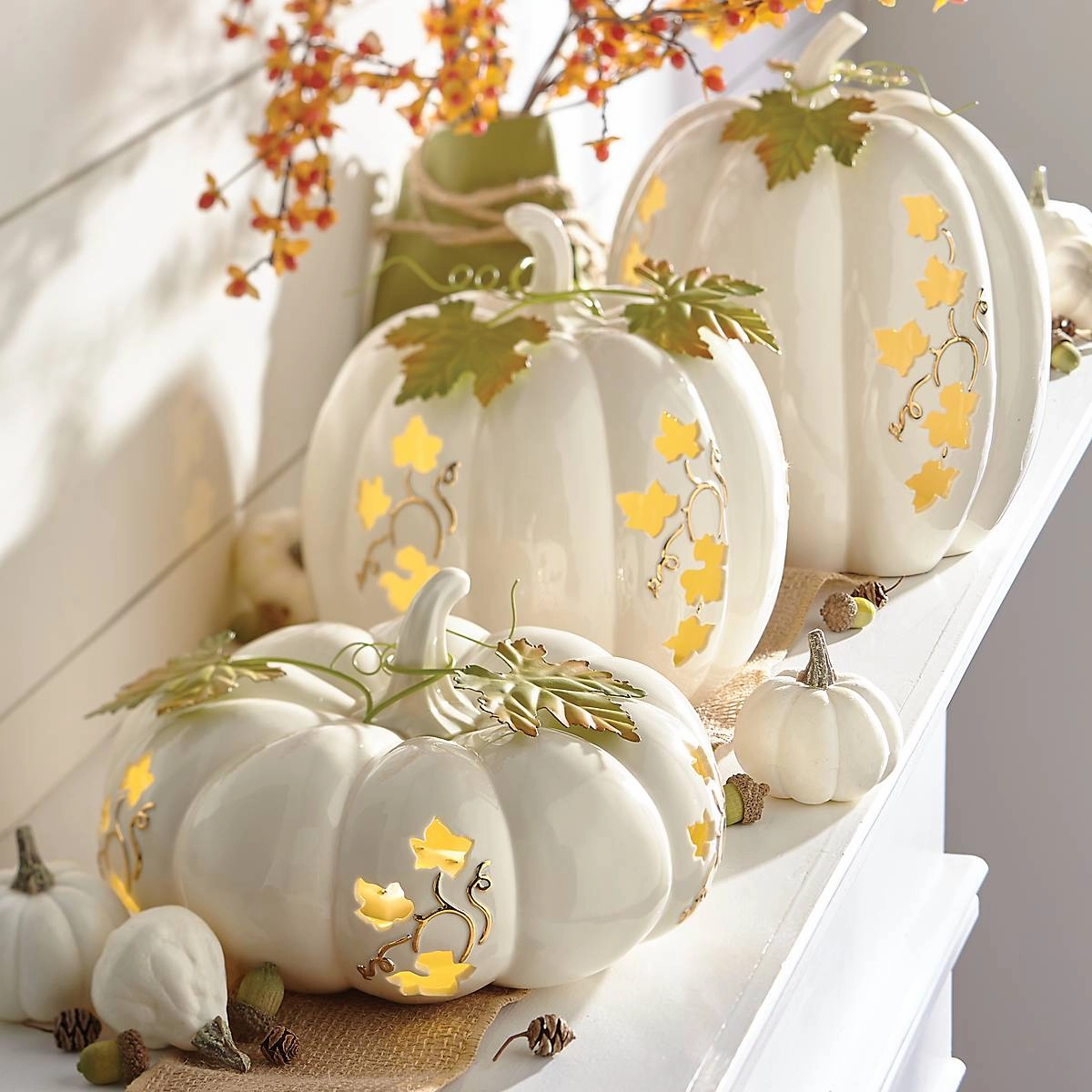 Pierced Lit Pumpkin Round