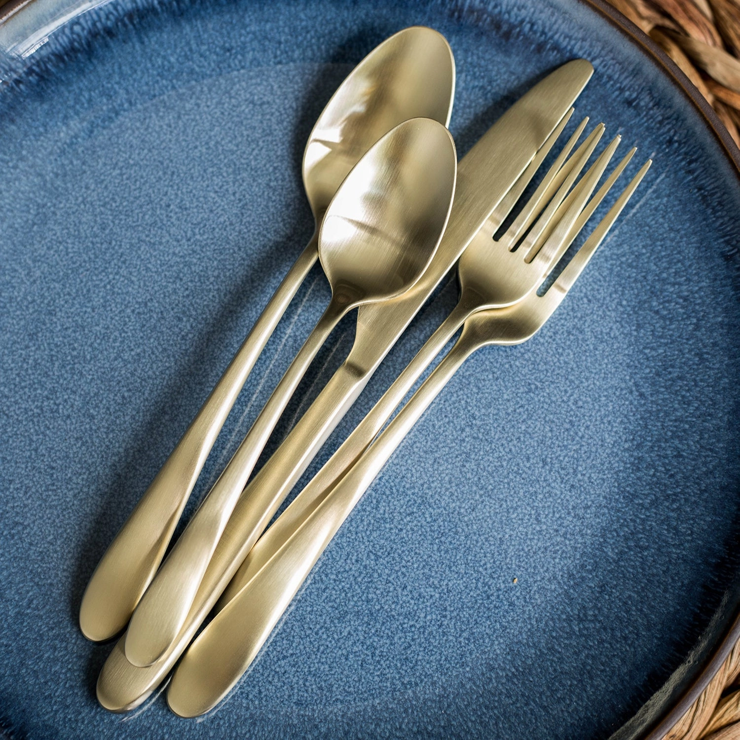 Poet Champagne Satin 20 Piece Flatware Seteco-friendly bamboo fiber tableware set 