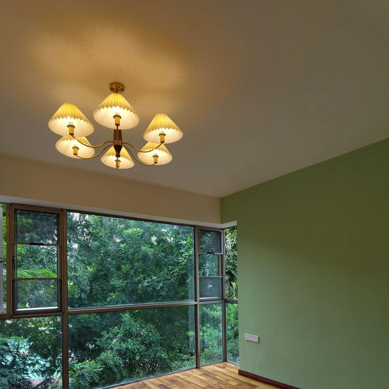Polina Chandelier
