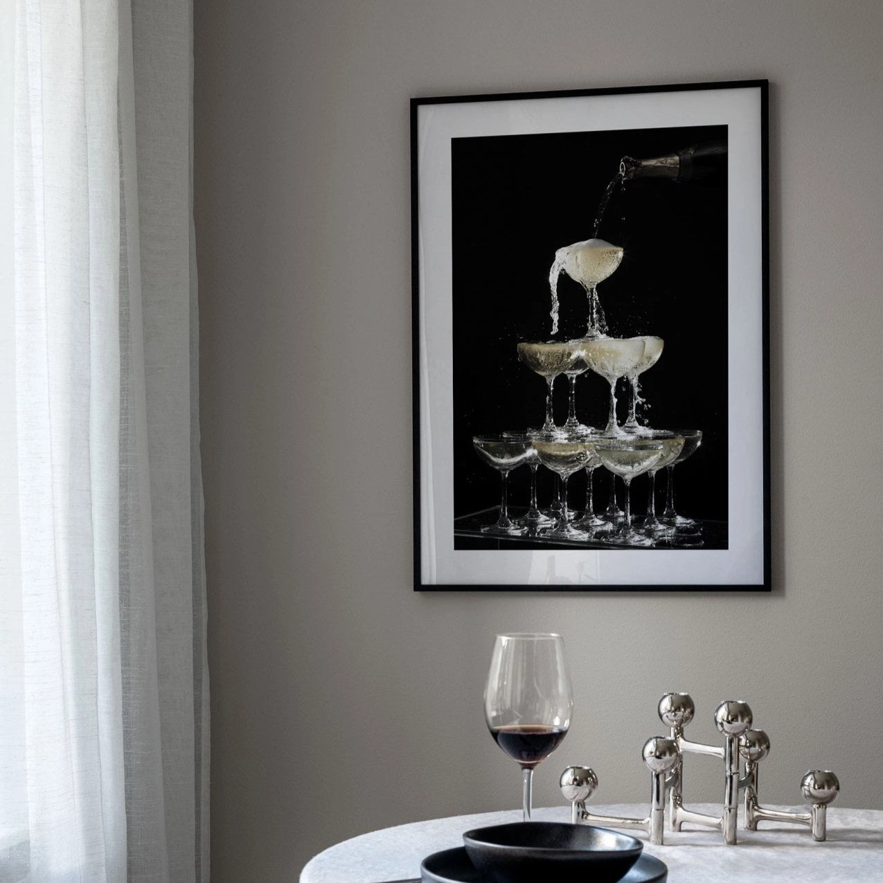 Poster Hub - Black Champagne Mountain