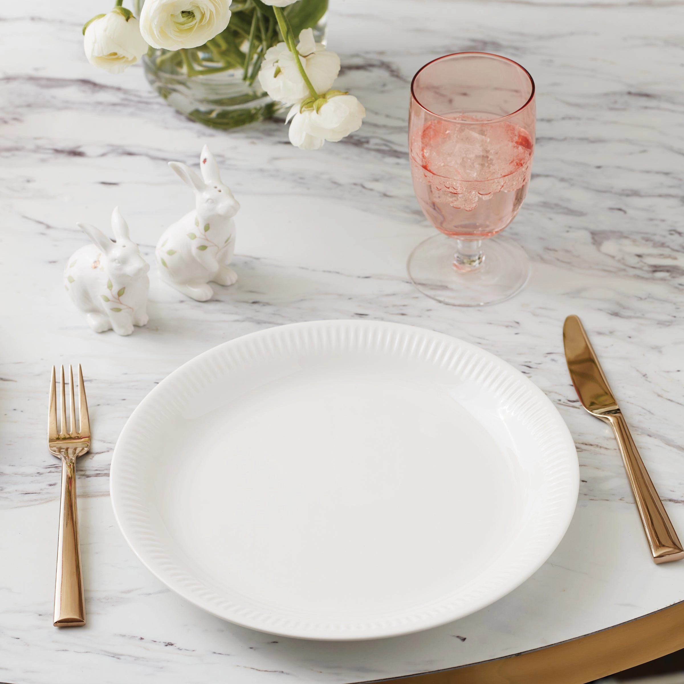 Profile White Accent Plates - Set of 4