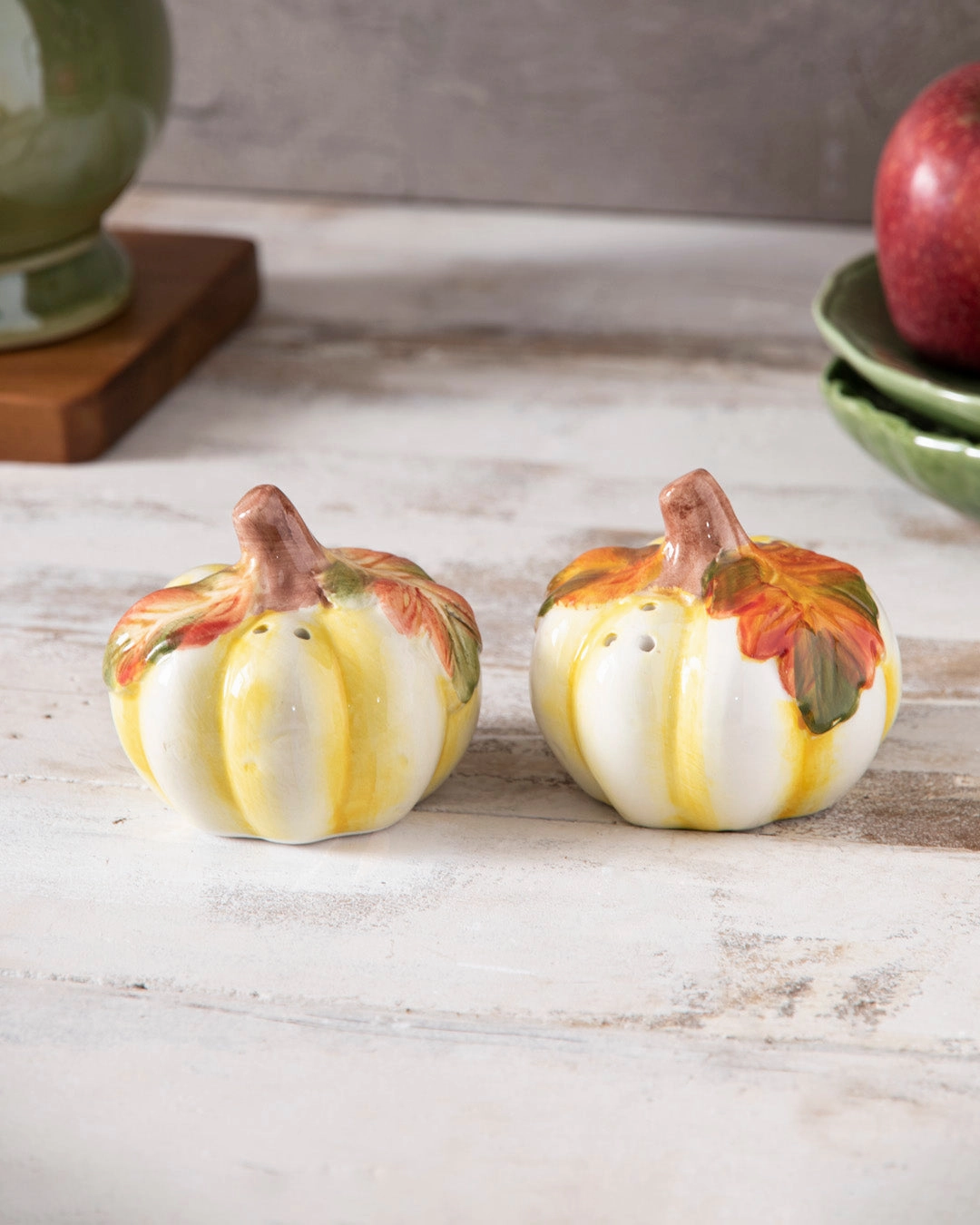 Pumpkin Salt & Pepper Shaker Setmodern kitchen decor ,kitchen dinner set ,dinnerware 