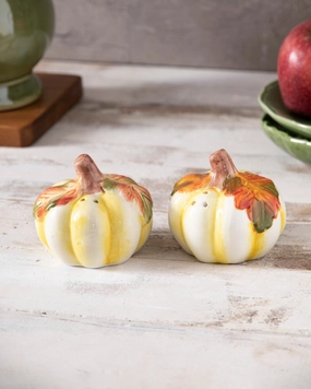 Pumpkin Salt & Pepper Shaker Setmodern kitchen decor ,kitchen dinner set ,dinnerware 