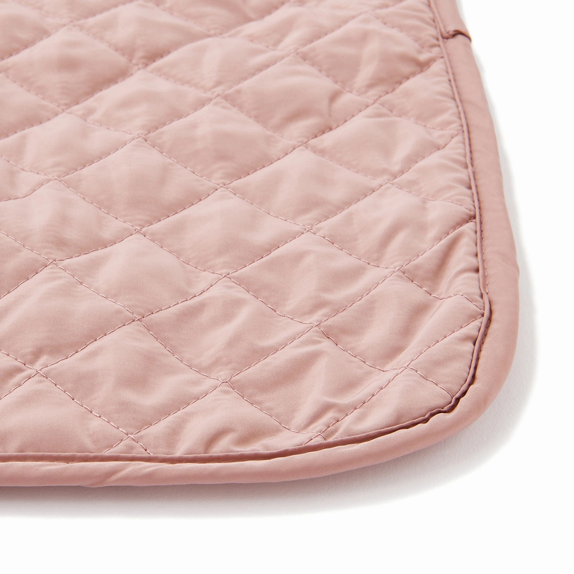 Quilting 3 Way Portable Throw 700  1000 Pink