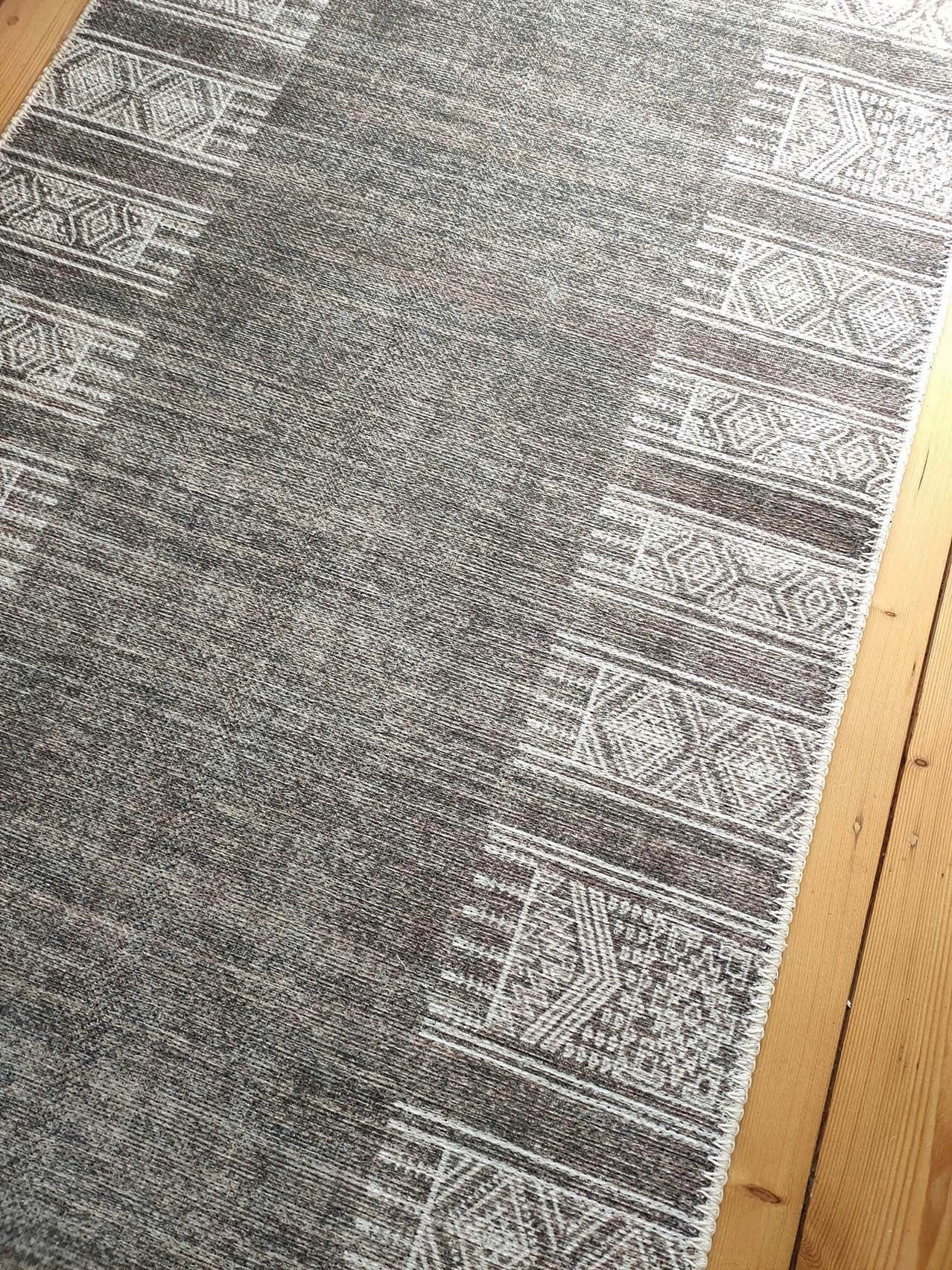 Raia Charcoal and Grey Tribal Distressed Washable Runner Rug *NO RETURNS UNLESS FAULTY