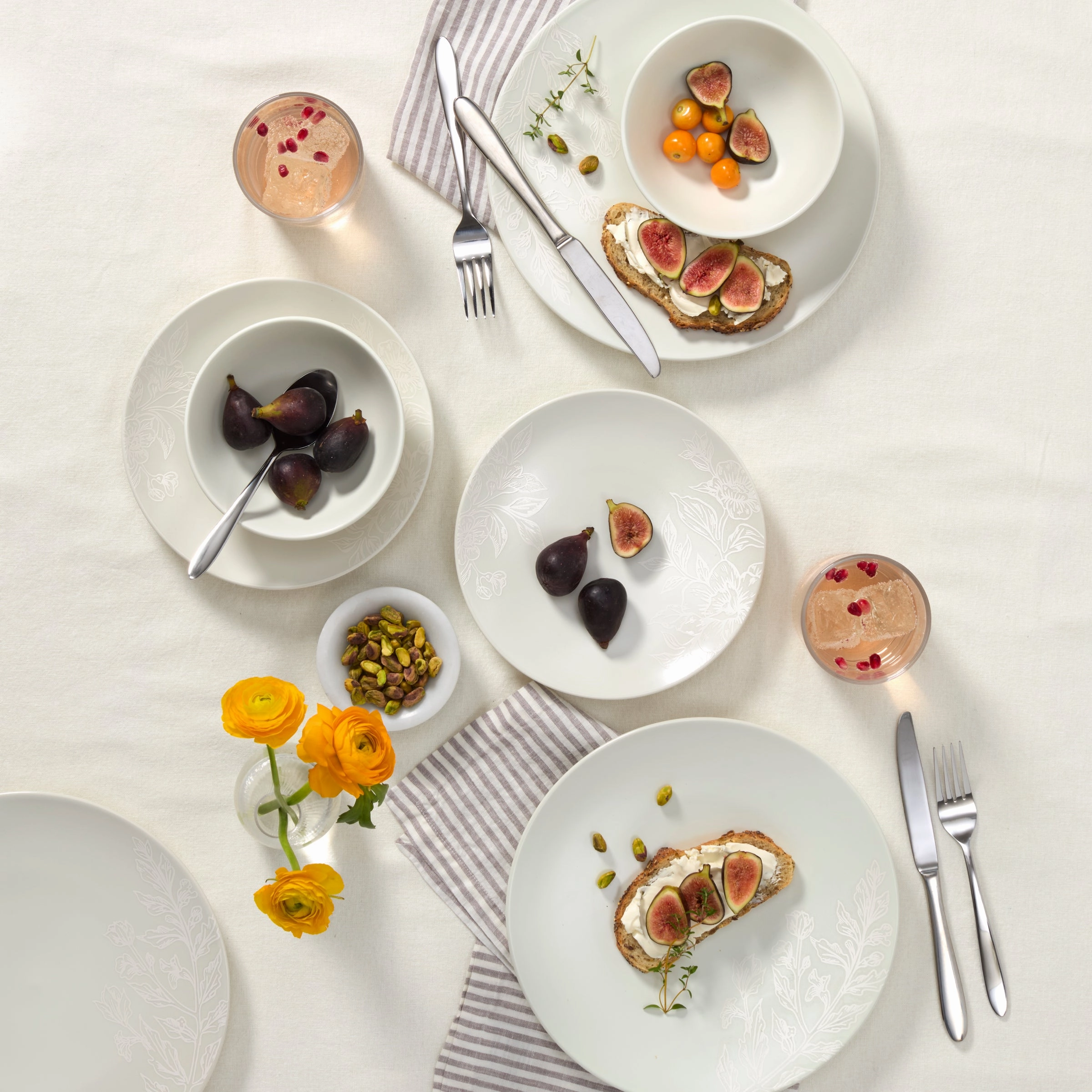 Roseto White 12-Piece Dinnerware Set