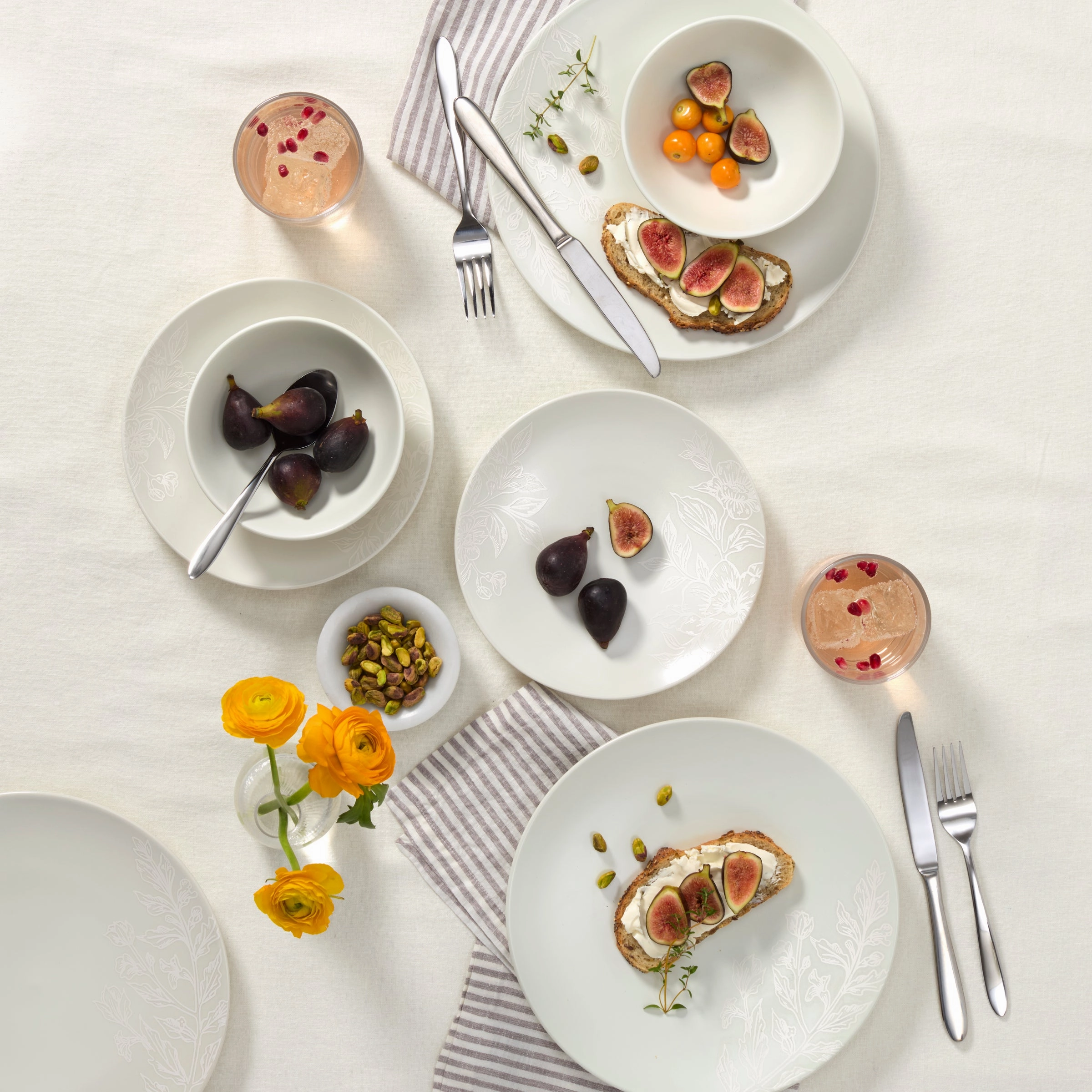 Roseto White 12-Piece Dinnerware Set