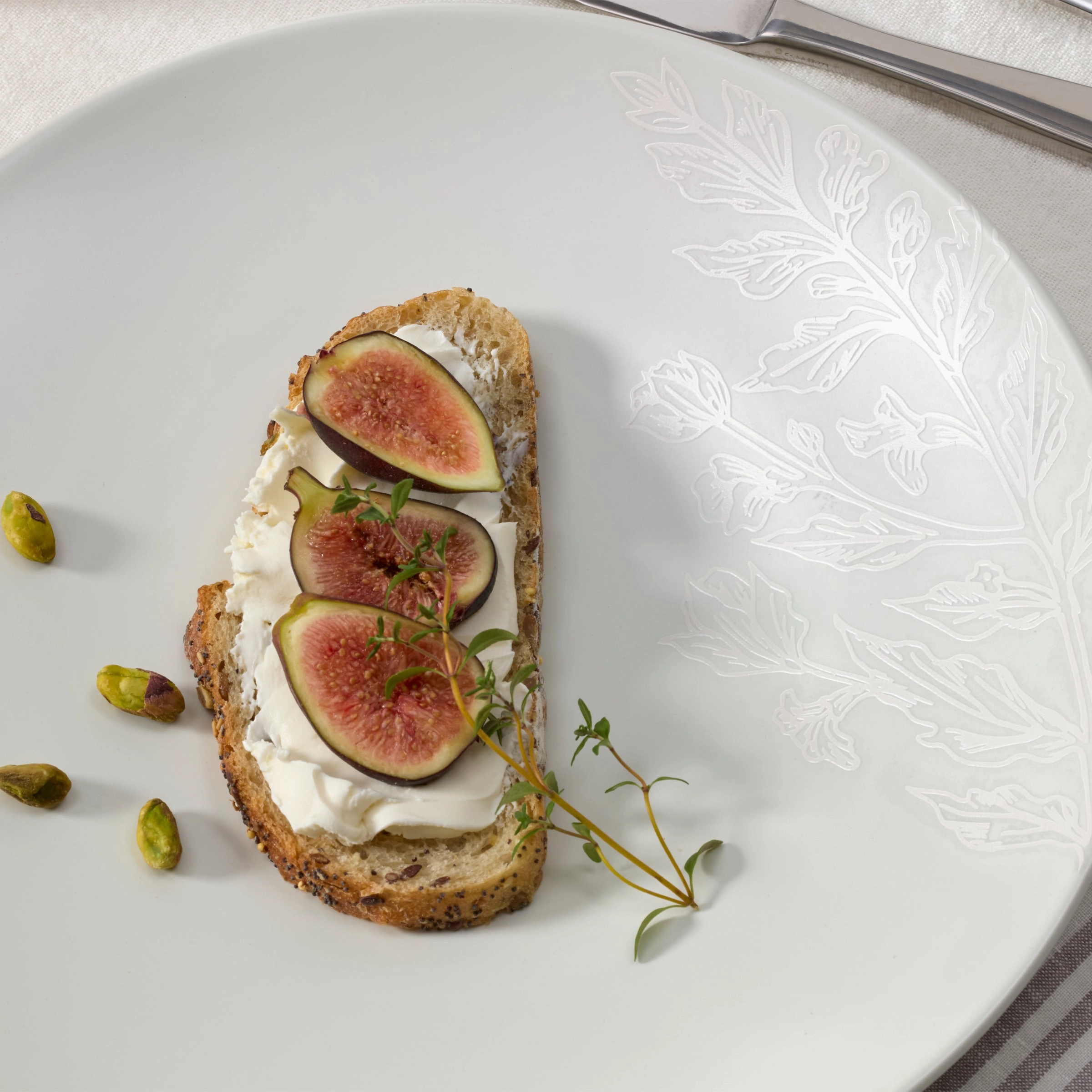 Roseto White 12-Piece Dinnerware Set