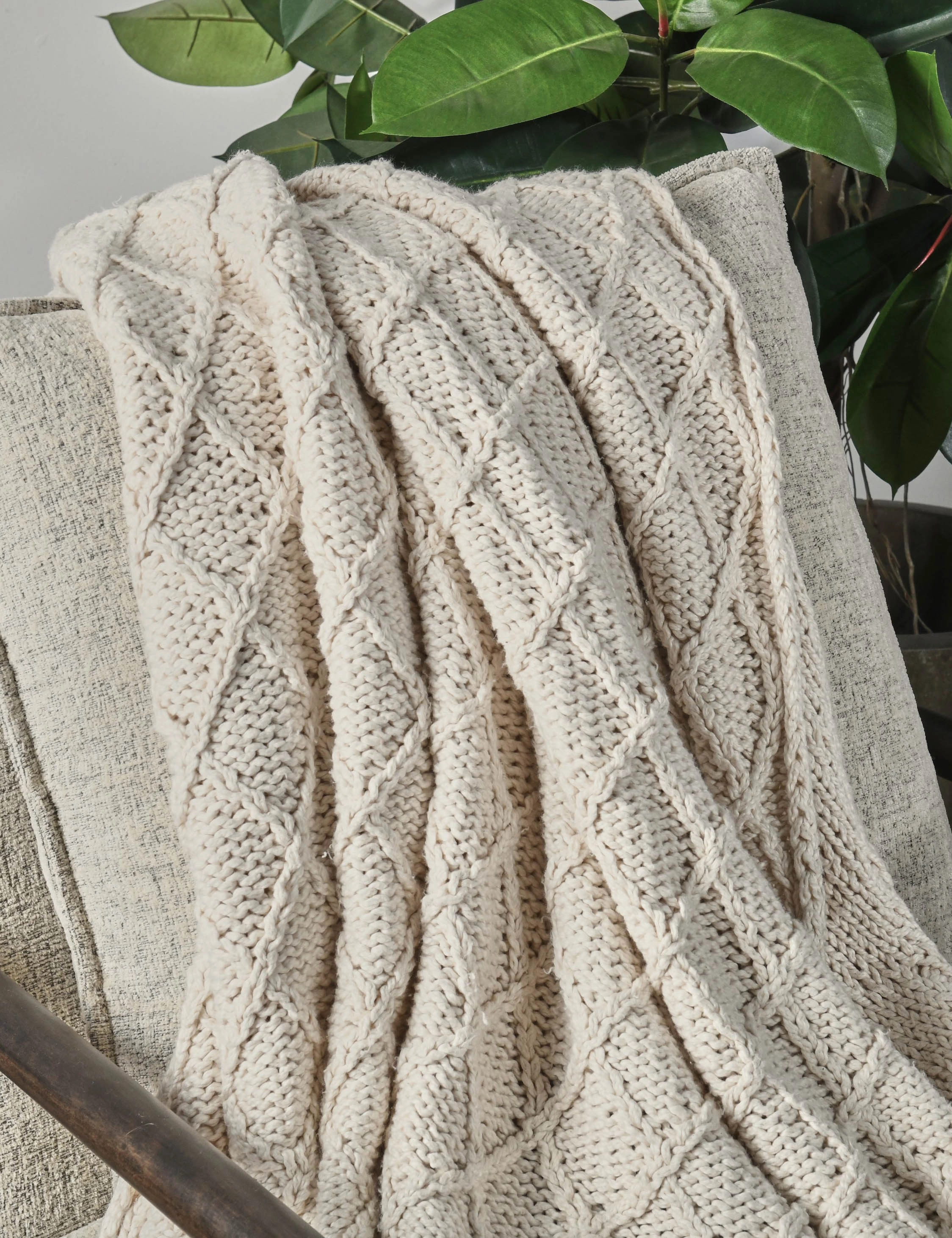 Russi Throw