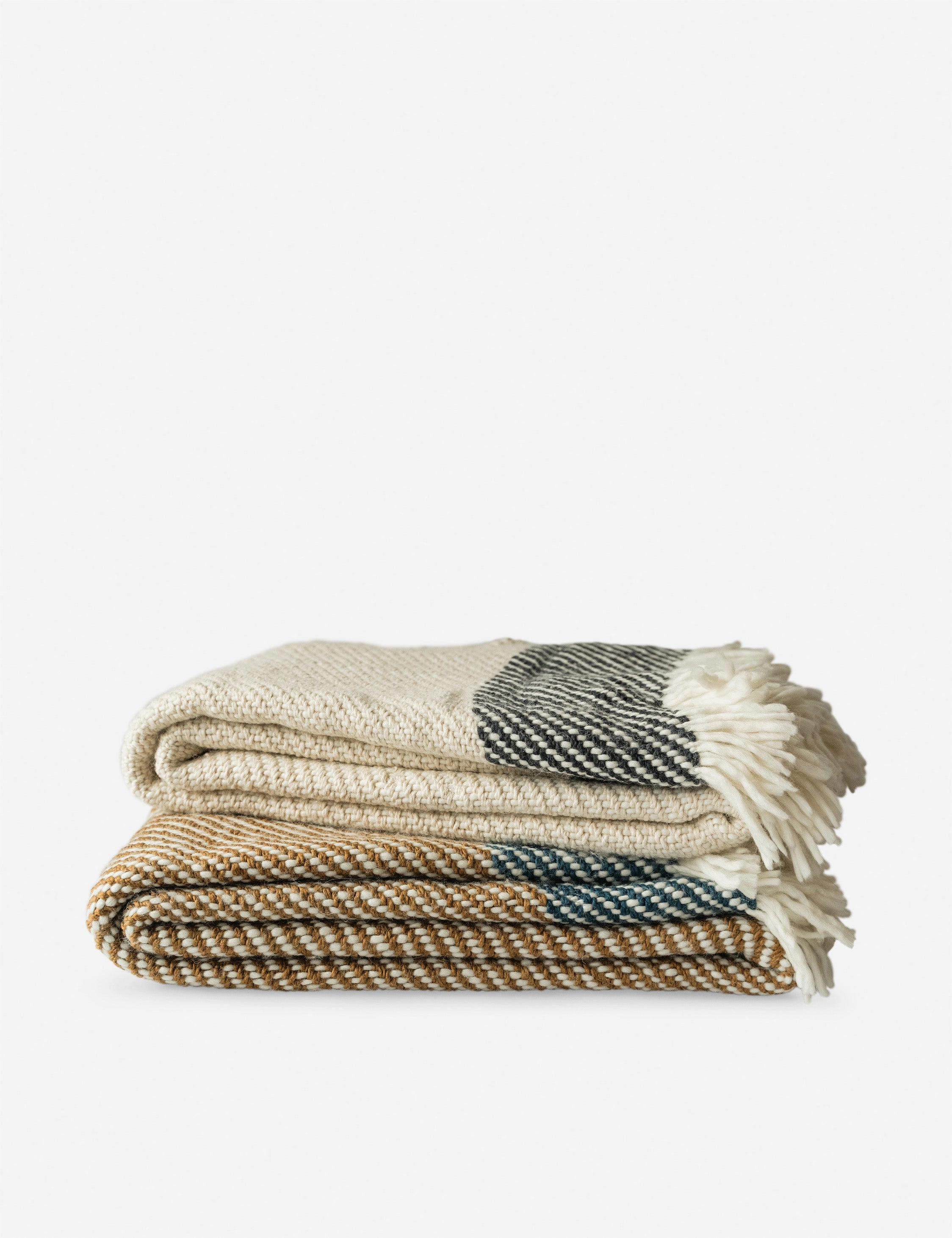 Sandvik Throw