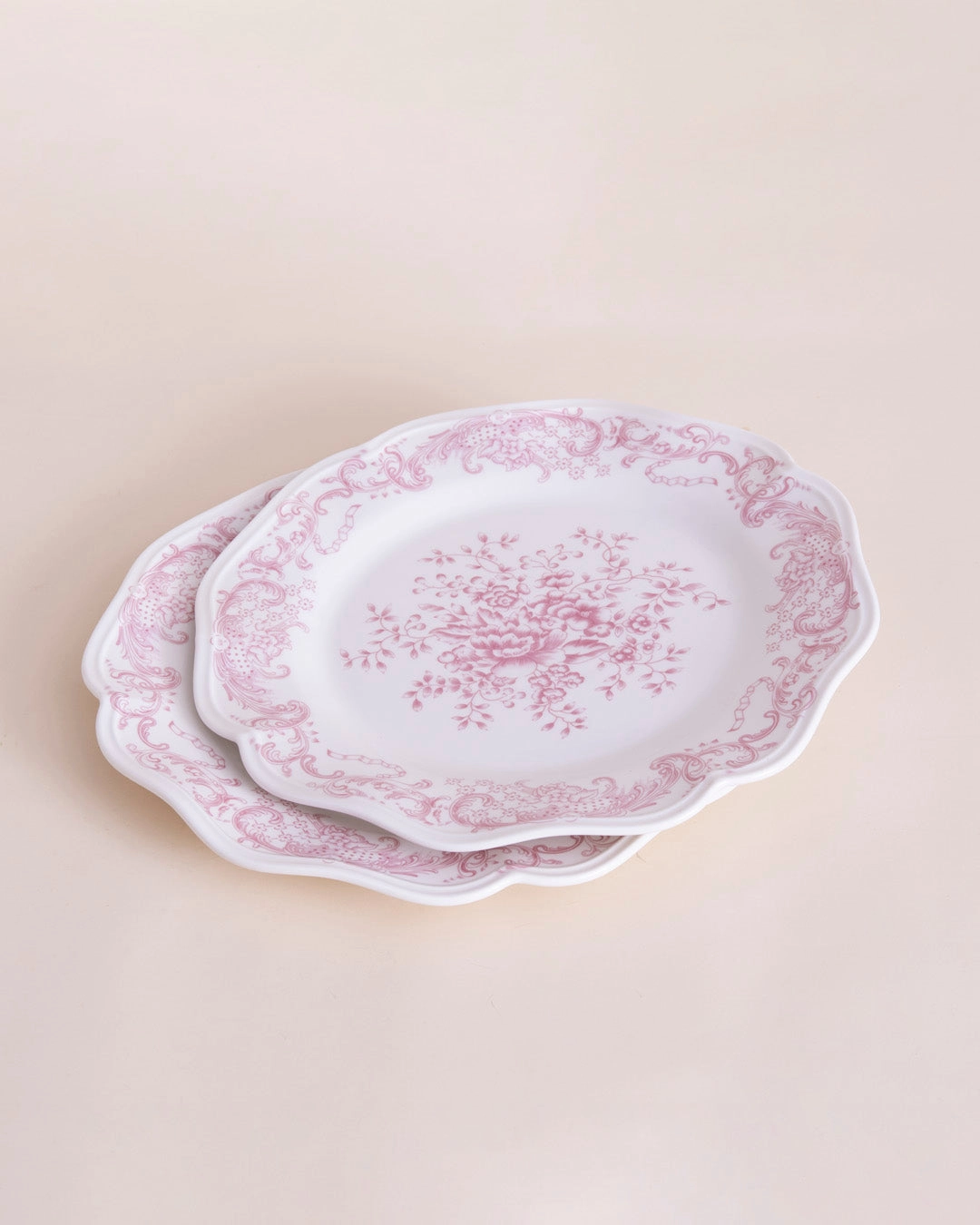 Scallop Edge Dinner Plate