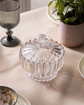 Scalloped Edge Crystal Glass Candy Jar with Lidmodern kitchen decor ,kitchen dinner set ,dinnerware 