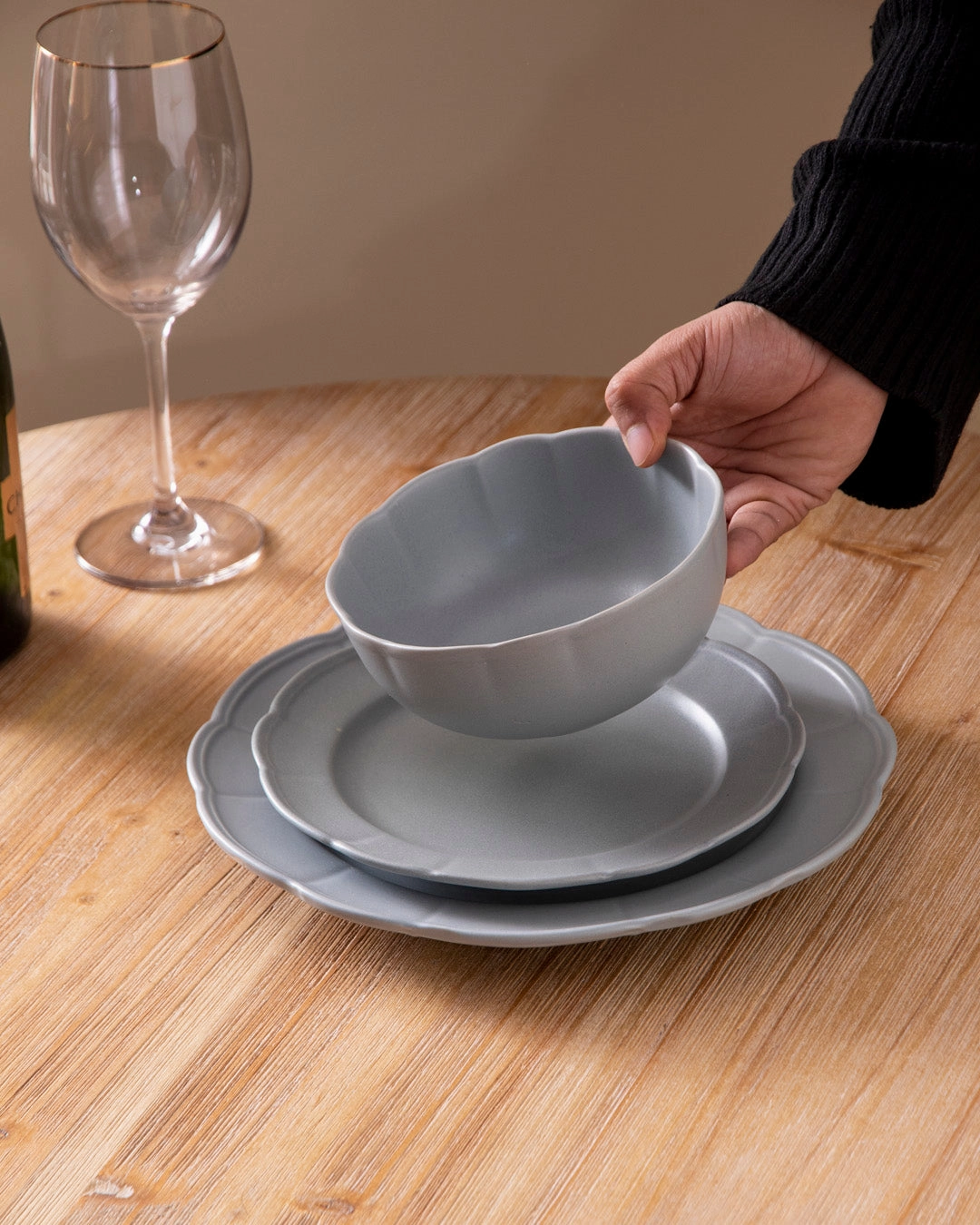 Scalloped Edge Quarter Plate