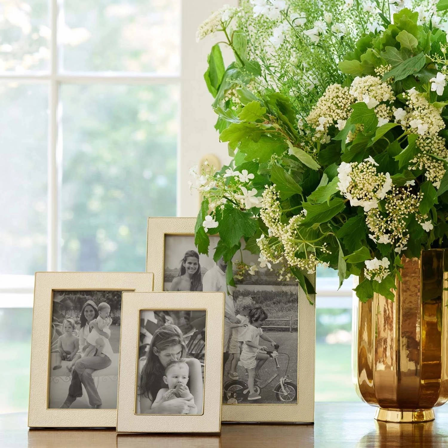 Shagreen Frame Cream - 4'x6"