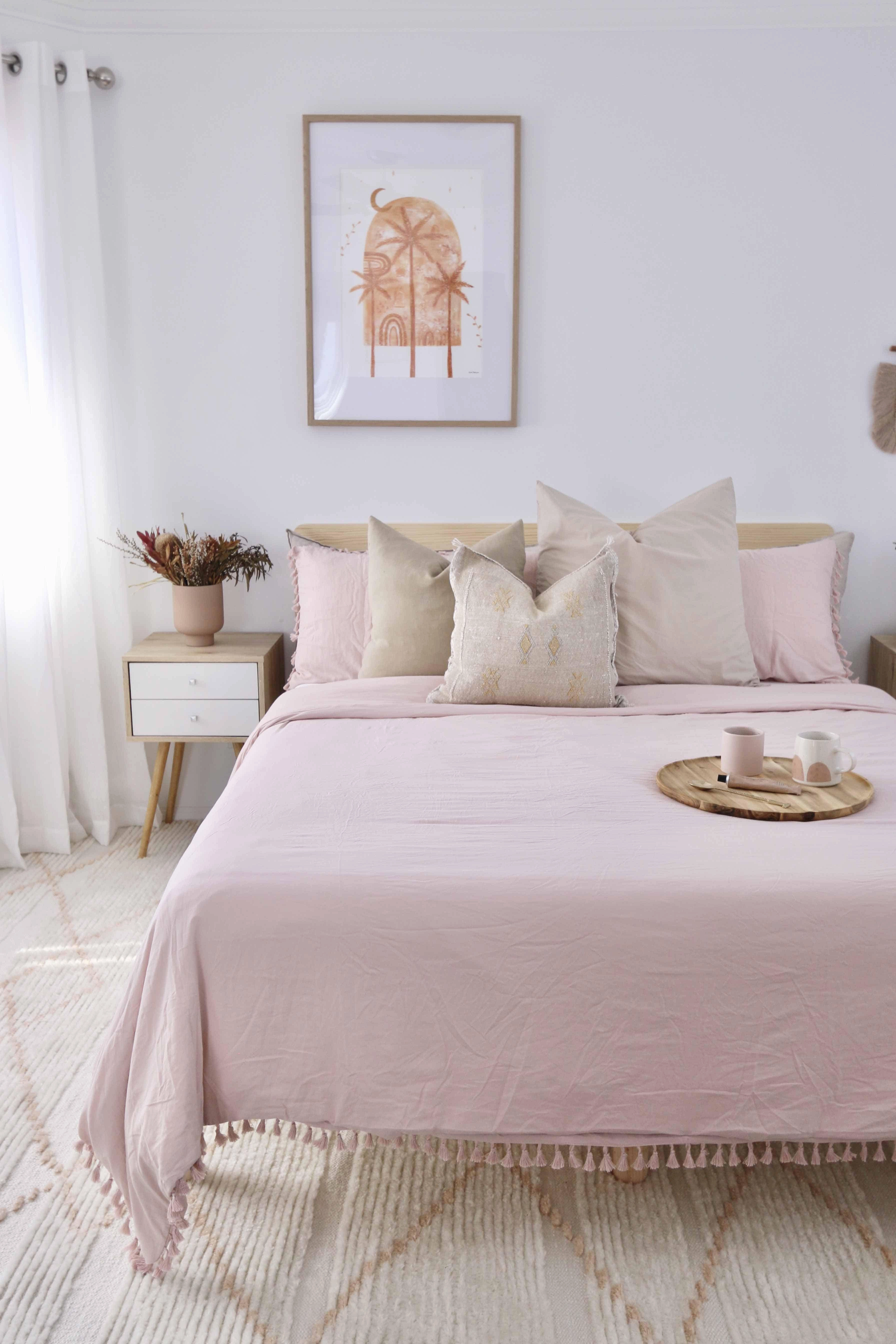 Shona Ivory and Peach Tribal PET Rug