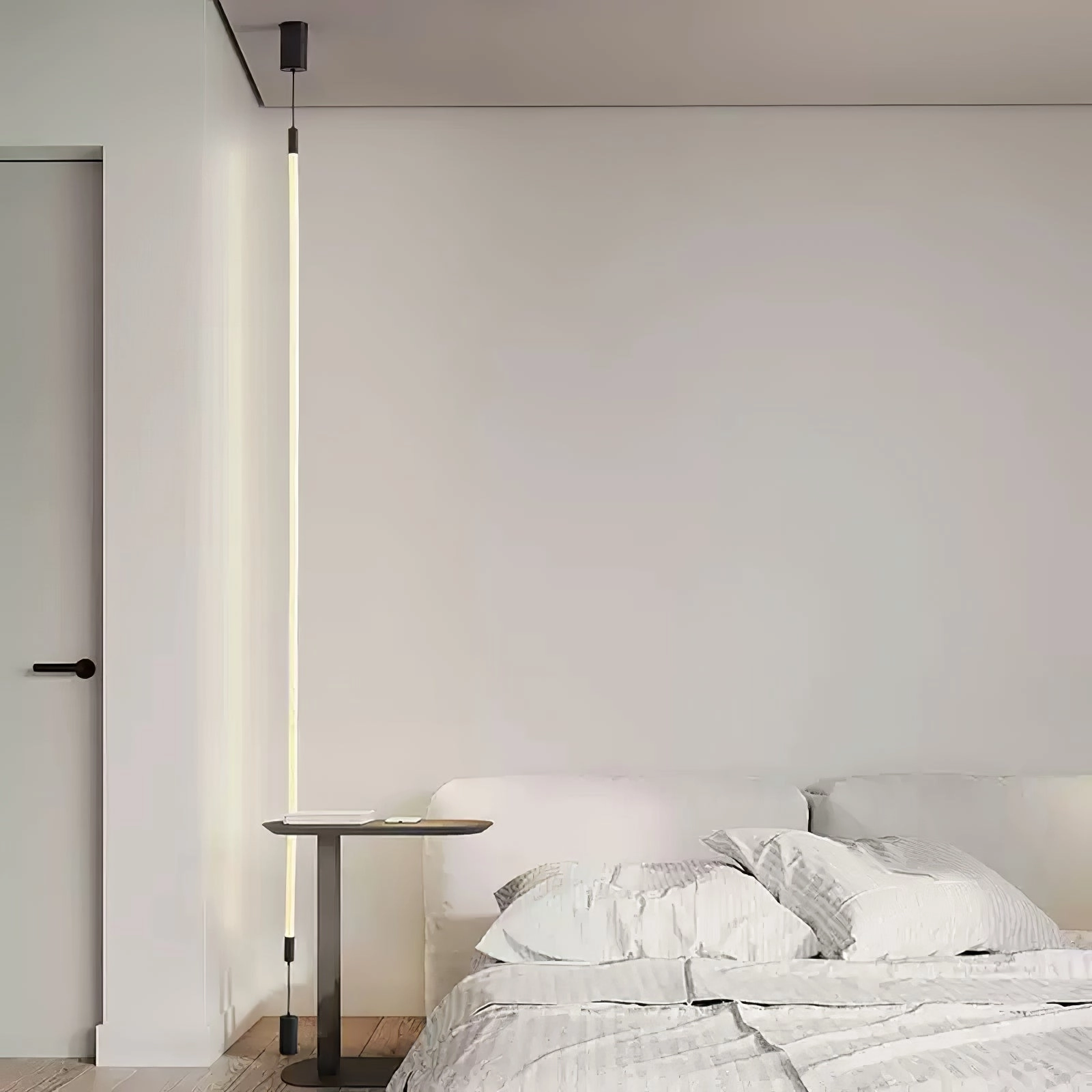 Silas Vertical Pendant Light