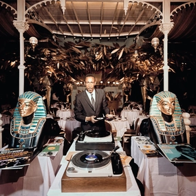 Slim Aarons "Slim and Sphinx" Photographnordic style wall decor