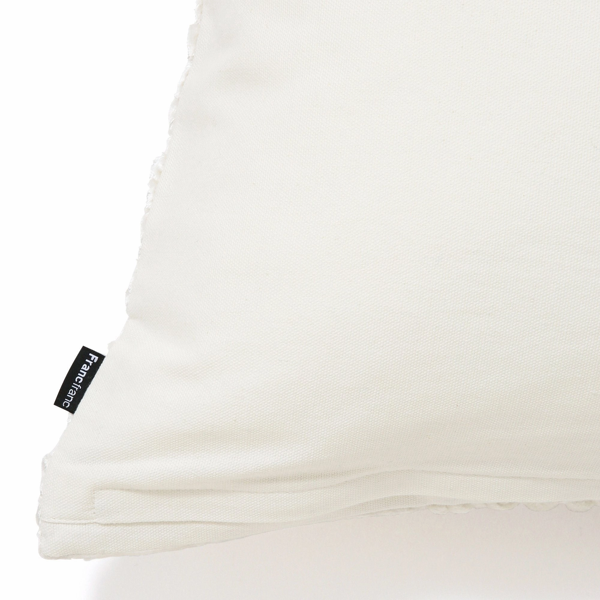 Smocking Cushion Cover 45 White