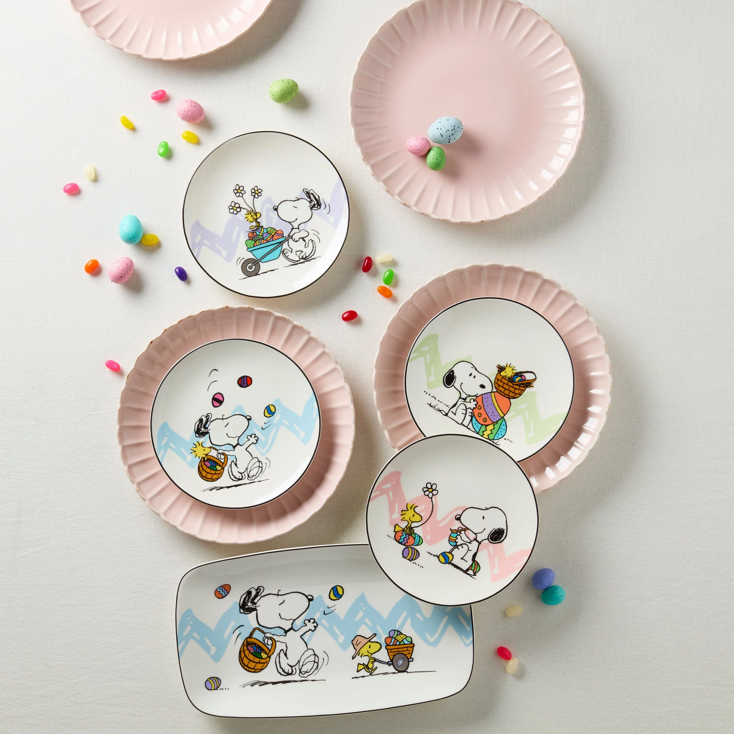 Snoopy Easter Accent Plates - Set of 4