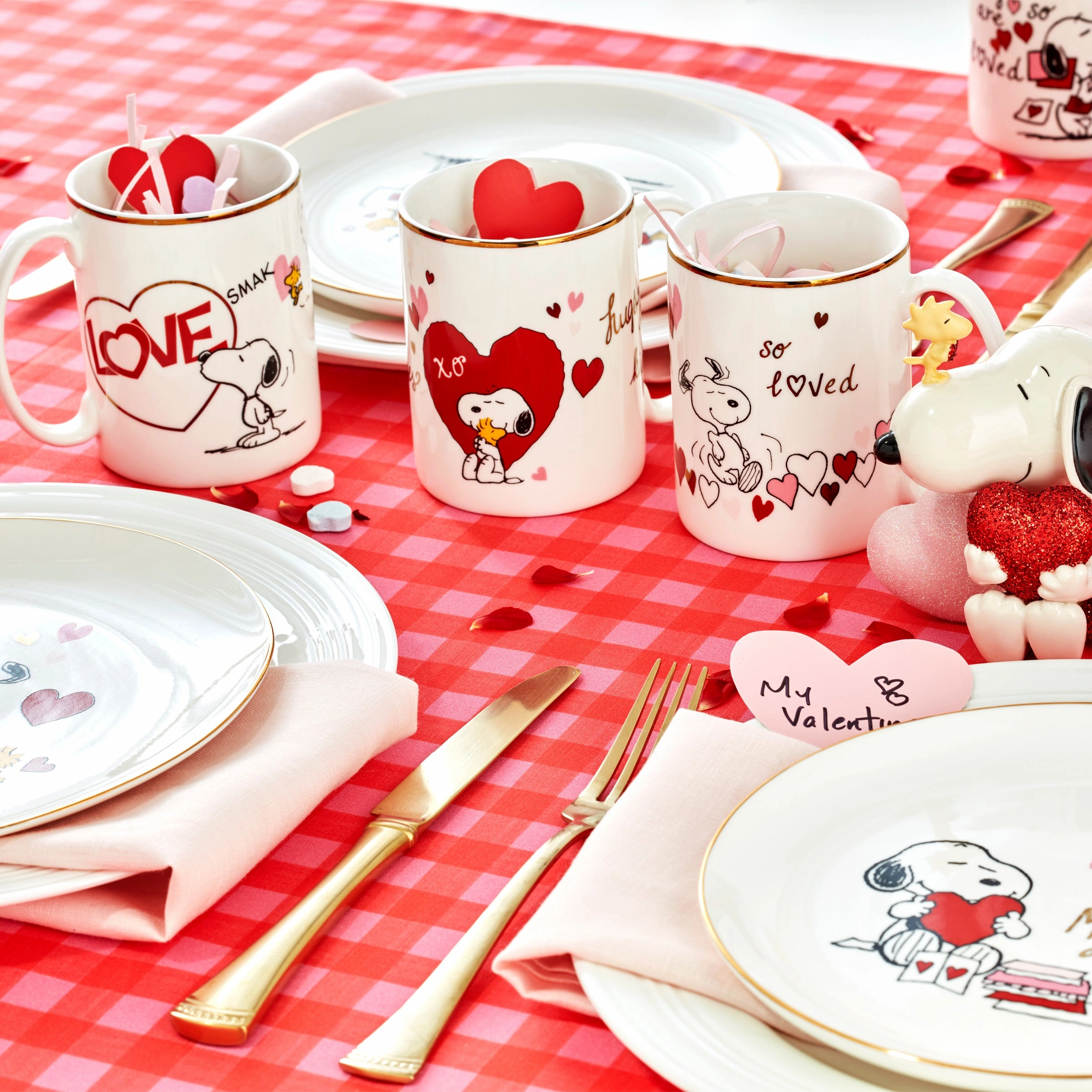 Snoopy Valentine's Day Accent Plates - Set of 4