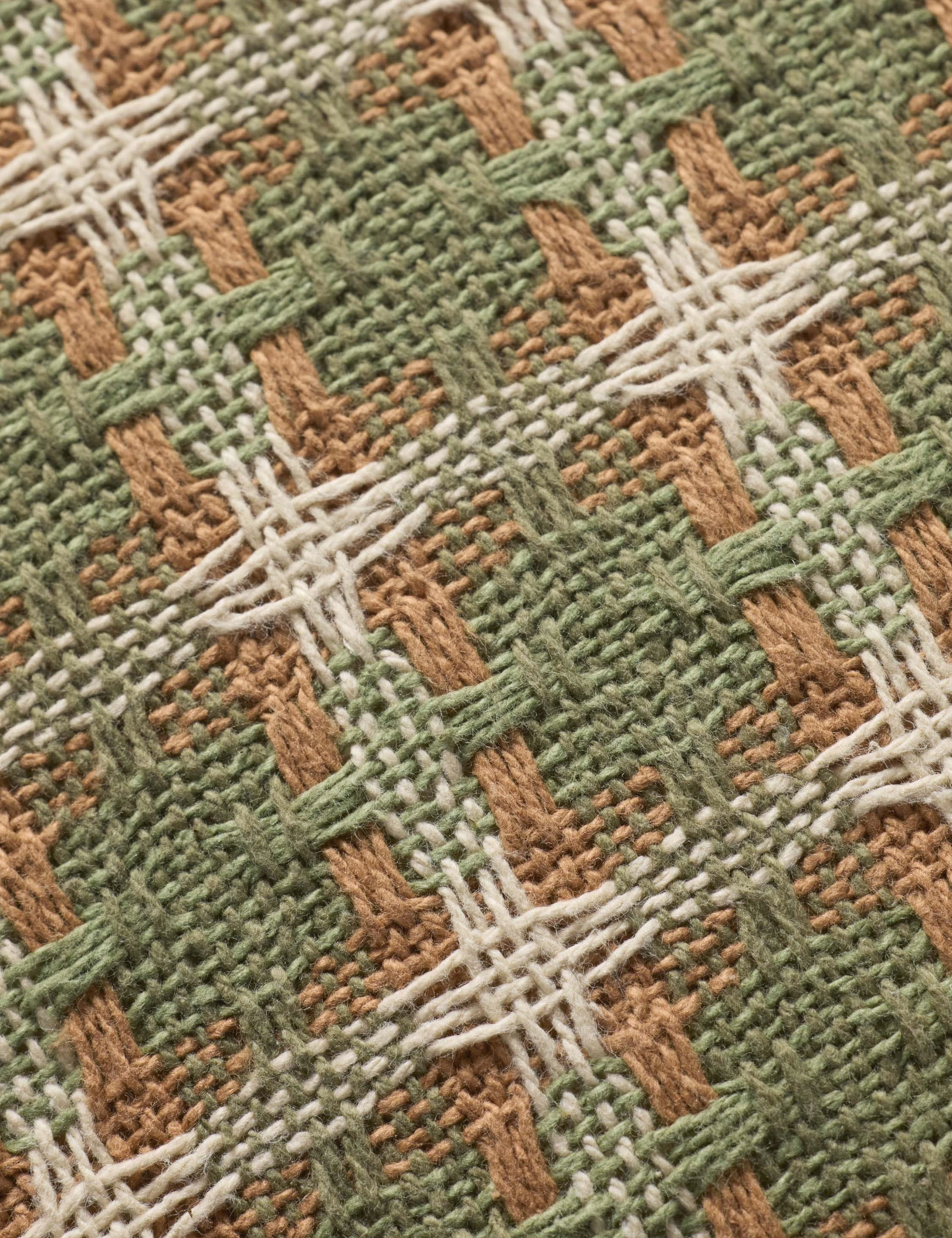 Solbrook Pillow