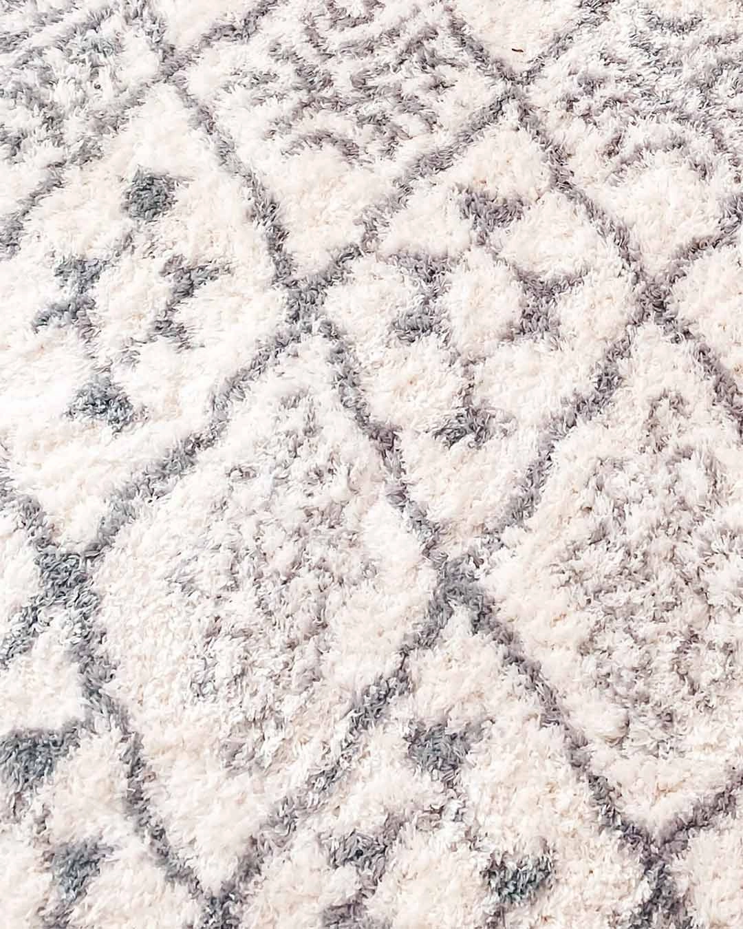 Tahnee Ivory And Grey Tribal Shag Rug *NO RETURNS UNLESS FAULTY