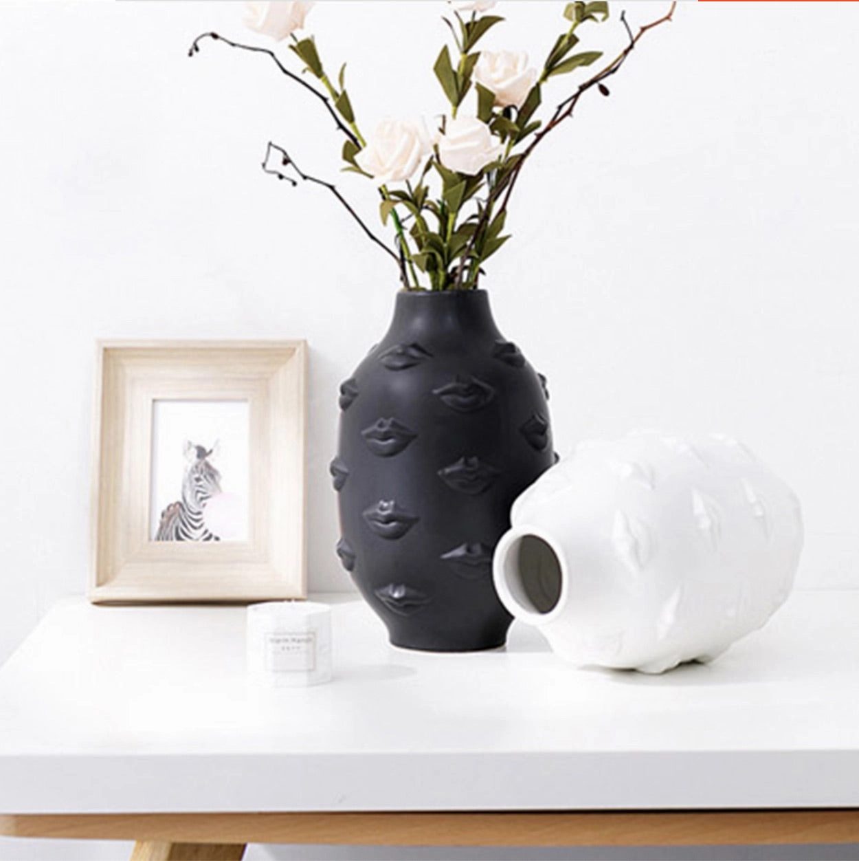 The Lips Vasehome decoration ,modern home decor 
