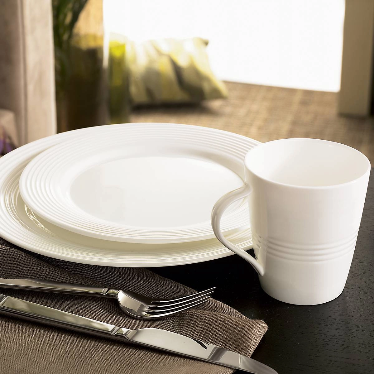 Tin Can Alley Seven Degree 12-Piece Dinnerware Set