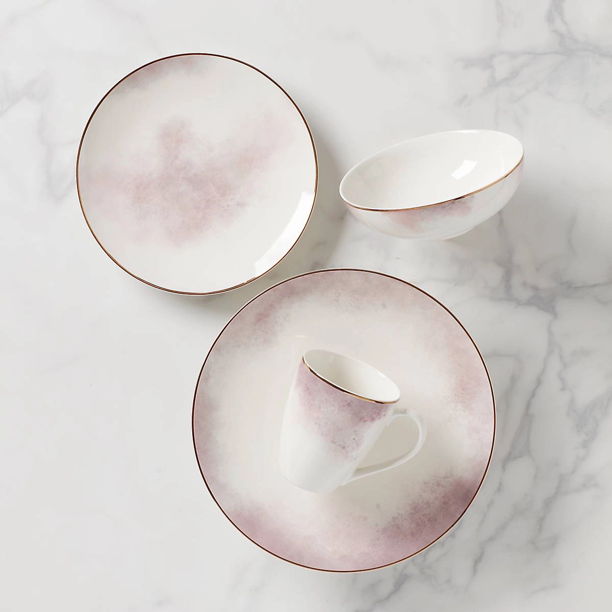 Trianna Salaria 4-Piece Place Settingmodern kitchen decor ,kitchen dinner set ,dinnerware 