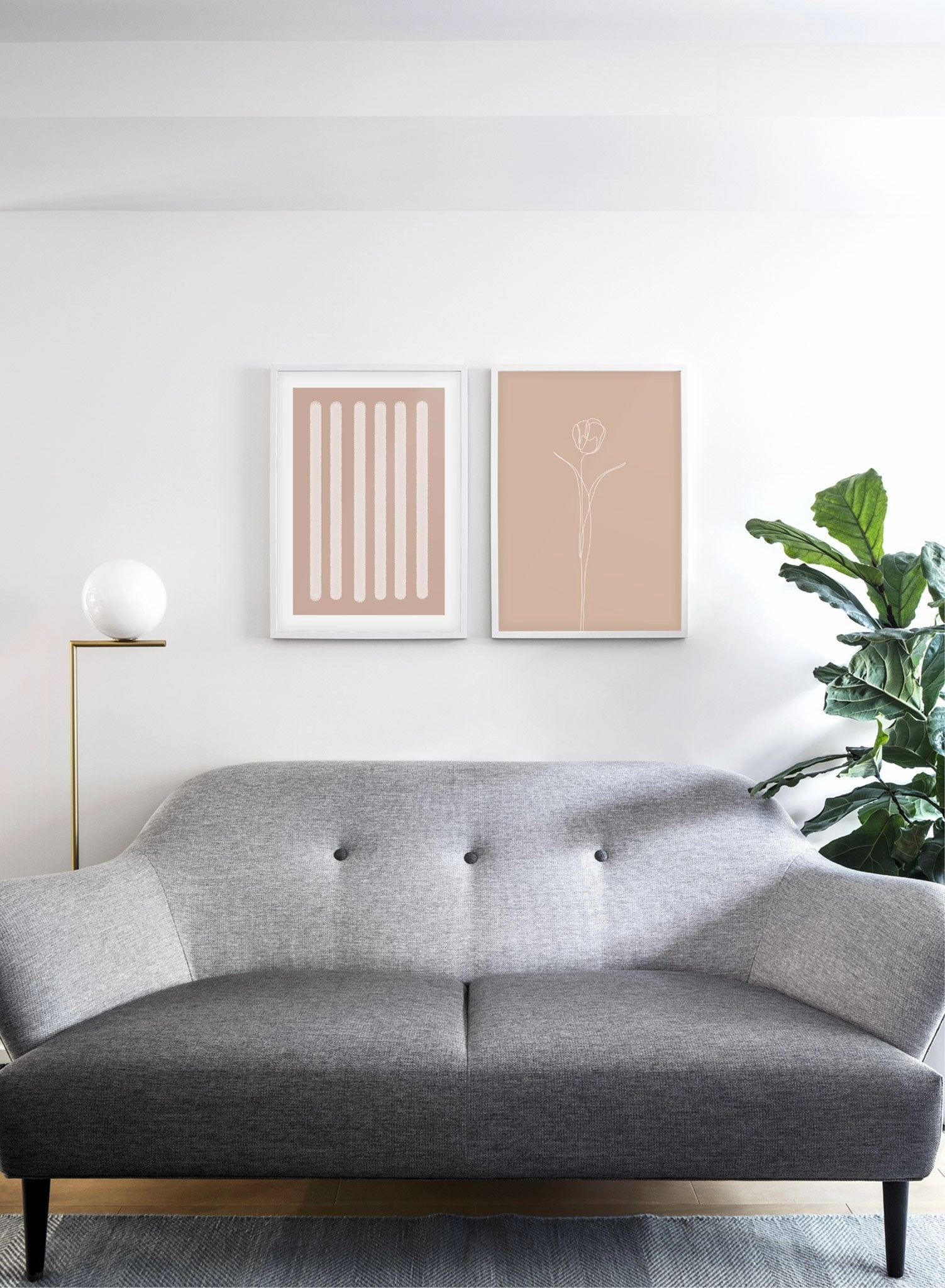Tulip in Beige, Poster