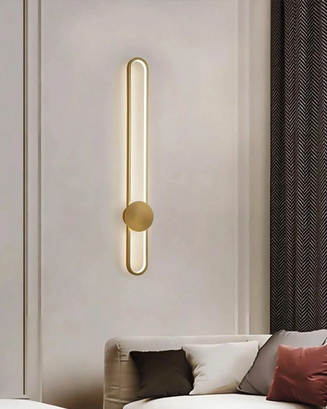 Vertical Oval Wall Light - Gold