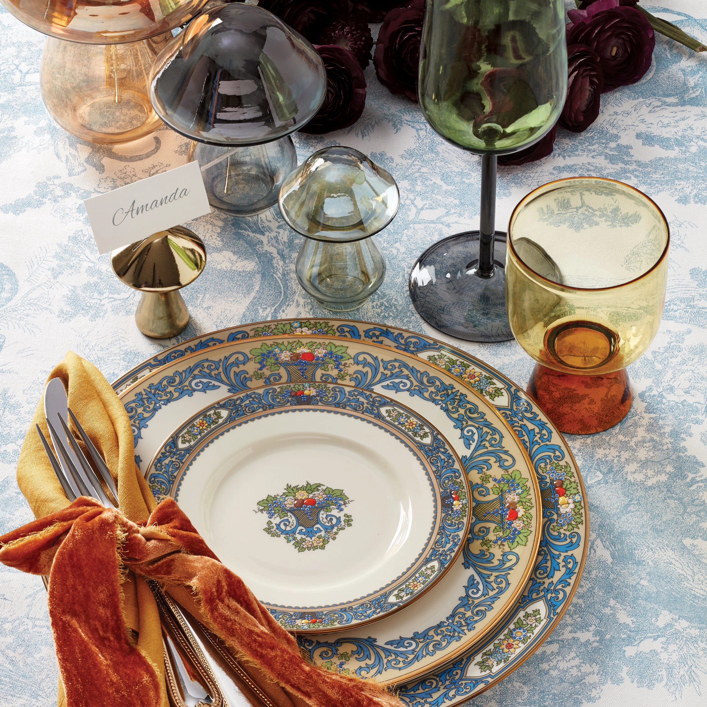 Vintage Jewel Gold 5 Piece Place Setting