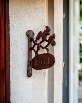 Welcome - Cast Iron Wall Mounted Signnordic style wall decor