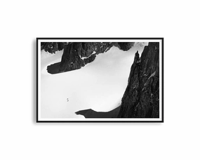 Winter Climbnordic style wall decor